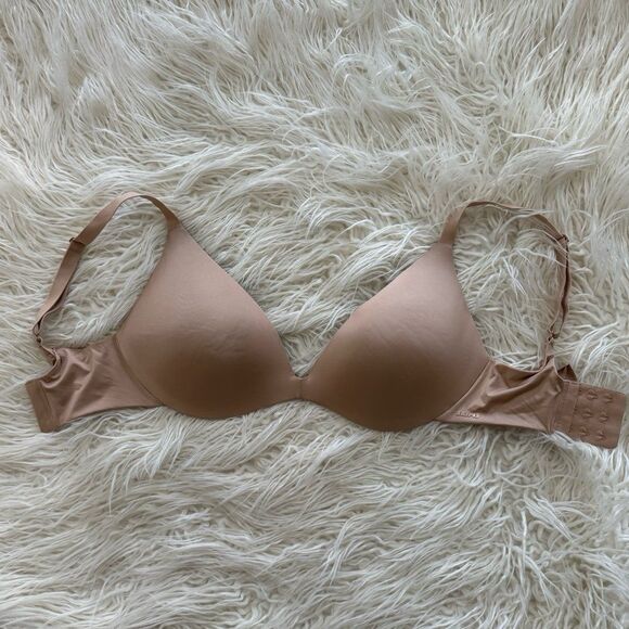 Skims Wireless Super Push up Bra Clay Size 32DD - Picture 1 of 7